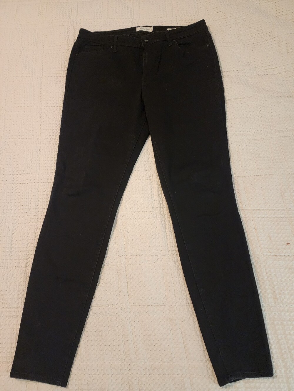 Jessica Simpson Black Curvy High-Rise Skinny Jeans Sz 32 Grunge Goth